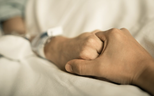 Fin de vie : apaiser les symptômes, accompagner avec justesse